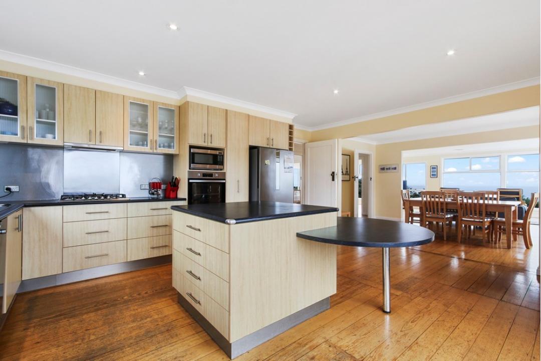 Gippsland Lakes Holiday Rentals Lake Tyers Beach House