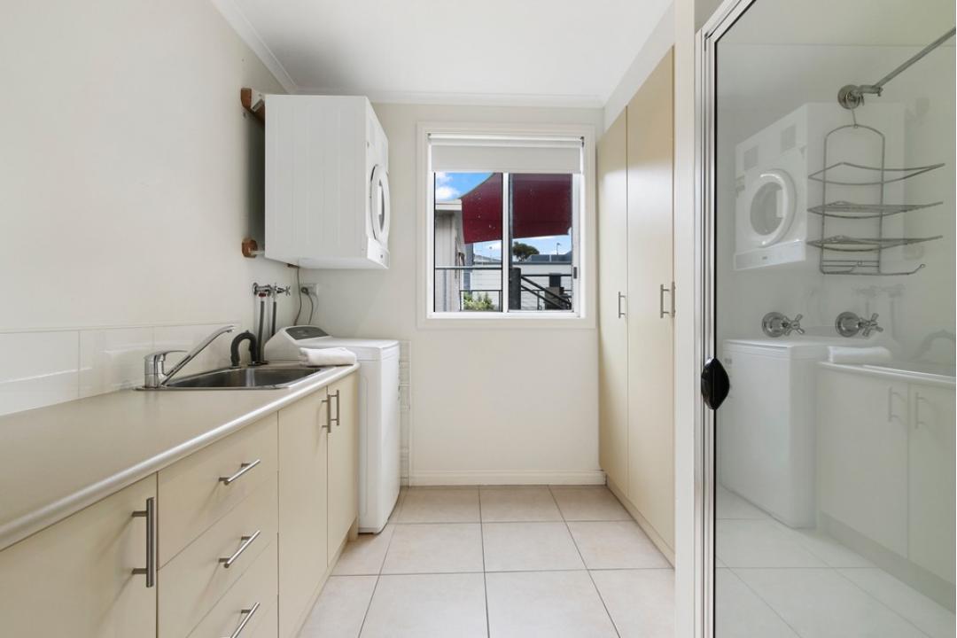 Gippsland Lakes Holiday Rentals Lake Tyers Beach House