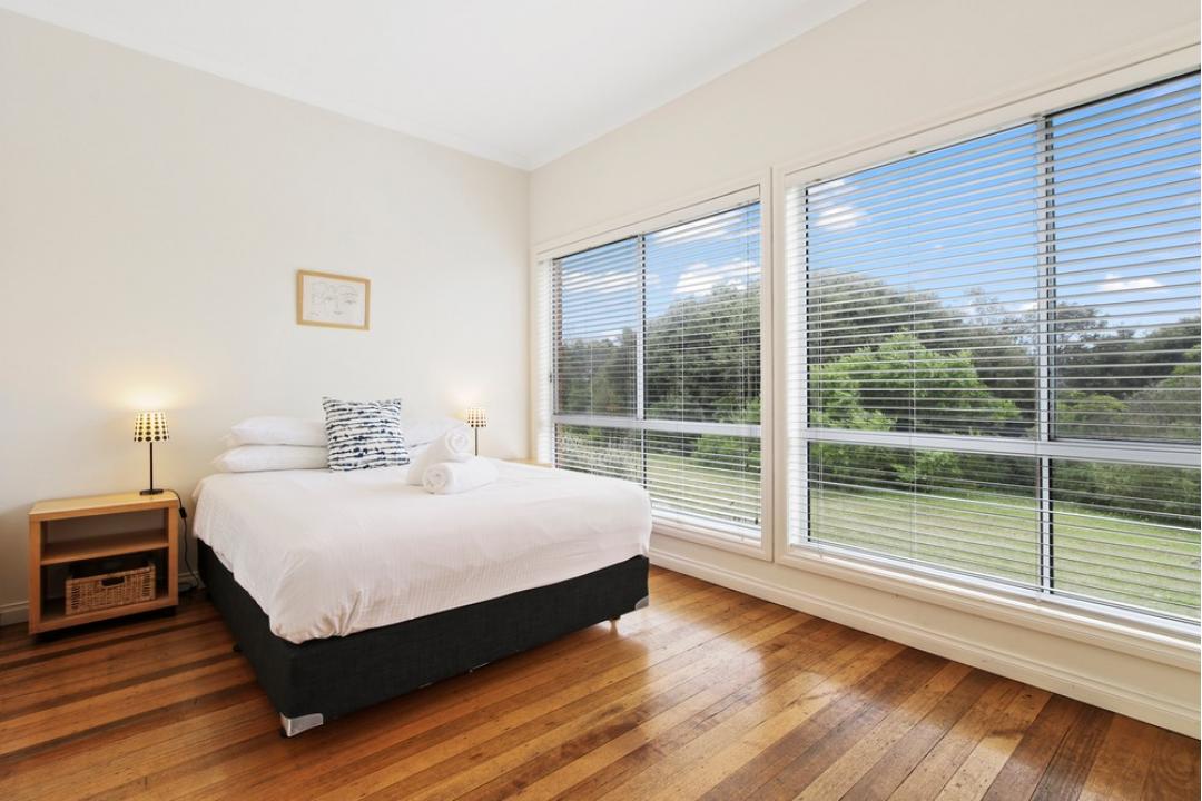 Gippsland Lakes Holiday Rentals Lake Tyers Beach House